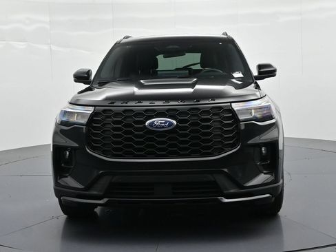 Certified 2026 Ford Explorer ST-Line AWD/4WD image 3