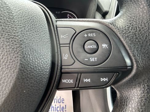 Certified 2024 Toyota RAV4 XLE AWD/4WD image 19