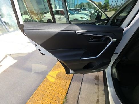 Used 2023 Toyota RAV4 LE FWD image 22