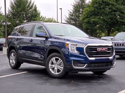 Used 2023 GMC Terrain SLE w/ Driver Convenience Package