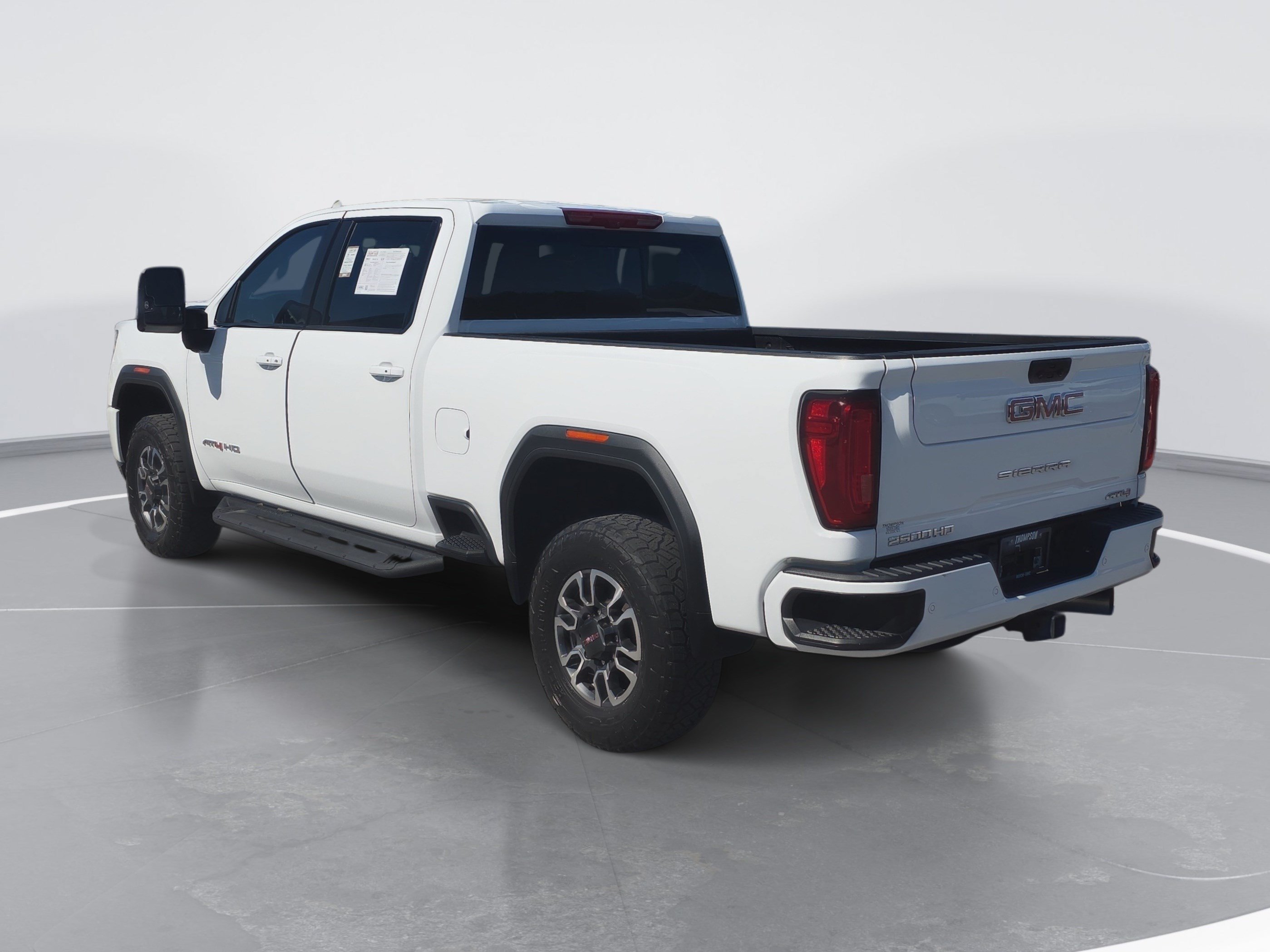 Used 2021 GMC Sierra 2500 AT4 w/ AT4 Preferred Package AWD/4WD image 5