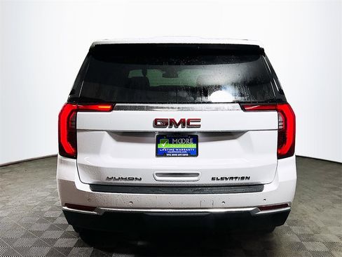New 2026 GMC Yukon Elevation image 7