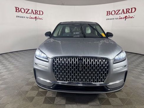 Used 2023 Lincoln Corsair FWD image 2