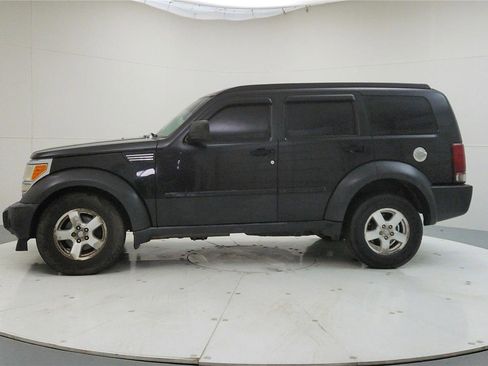 Used 2008 Dodge Nitro SXT image 5