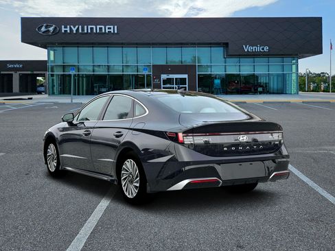 New 2026 Hyundai Sonata Limited FWD image 5