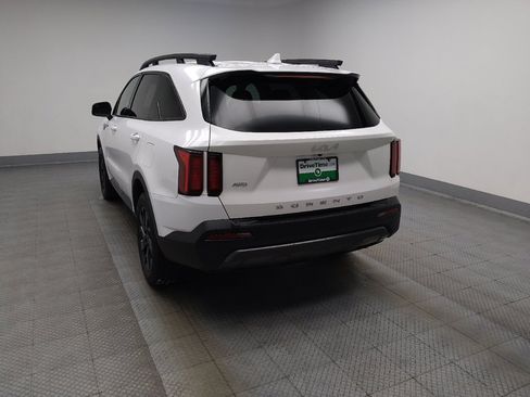 Used 2022 Kia Sorento S AWD/4WD image 5