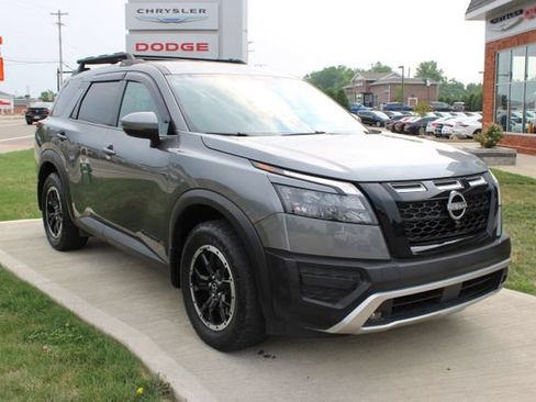 Used 2023 Nissan Pathfinder Rock Creek AWD/4WD image 3