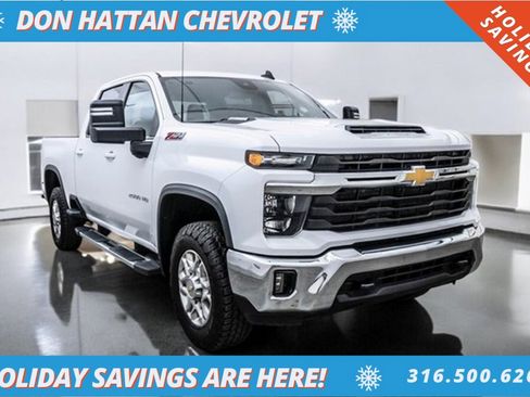 Used 2024 Chevrolet Silverado 2500 LT image 36