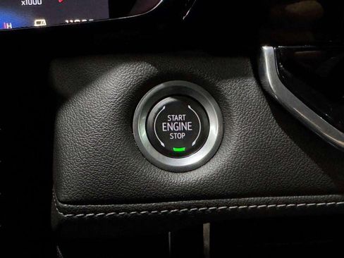 Used 2024 Chevrolet Colorado LT w/ LT Convenience Package II image 39