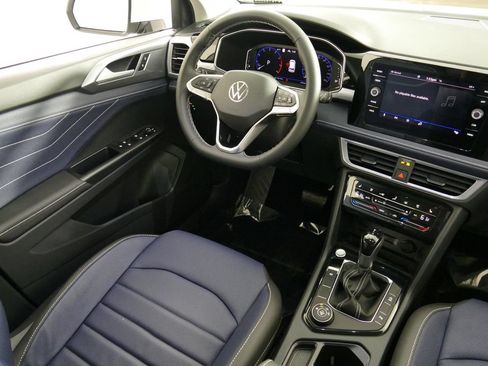 Used 2025 Volkswagen Taos SEL AWD/4WD image 22