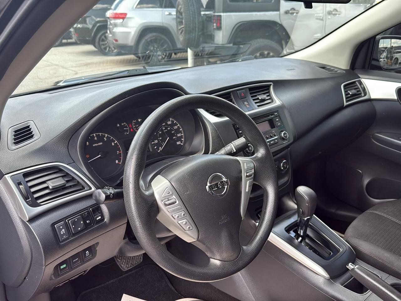 Used 2016 Nissan Sentra S FWD image 8