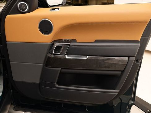 Used 2020 Land Rover Range Rover Sport SVR image 46