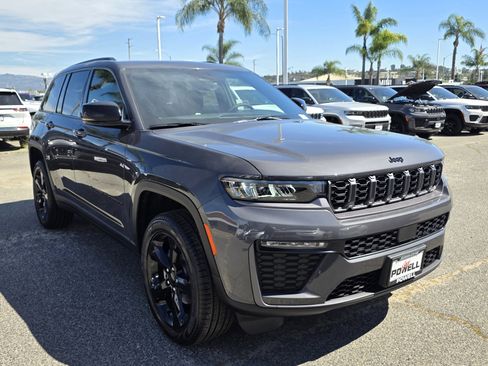 New 2026 Jeep Grand Cherokee Limited image 6