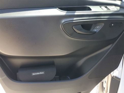 Used 2025 Mercedes-Benz Sprinter 2500 image 16