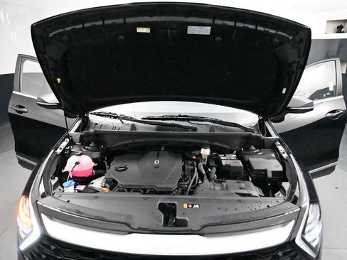 Used 2024 Kia Sportage EX AWD/4WD image 15