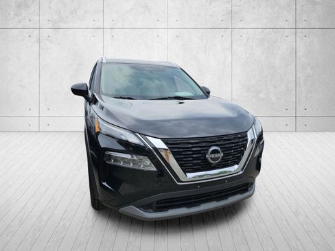 Used 2023 Nissan Rogue SV w/ SV Premium B Package AWD/4WD image 3