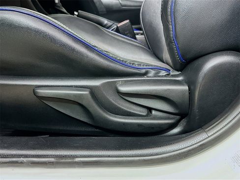 Used 2017 Toyota Corolla SE image 22