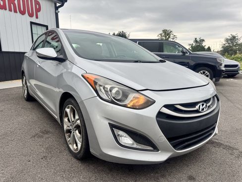 Used 2013 Hyundai Elantra GT w/ Style Pkg FWD image 4