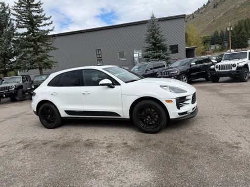 Used 2019 Porsche Macan AWD/4WD image 7