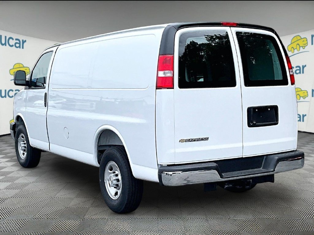 New 2026 Chevrolet Express 2500 w/ Enhanced Convenience Package RWD image 5