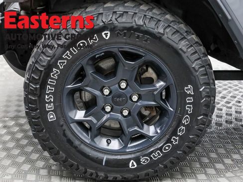 Used 2023 Jeep Wrangler Unlimited w/ 8.4" Radio Group image 32