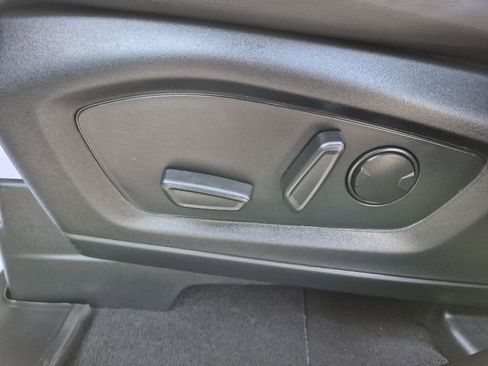 Certified 2023 Ford Explorer XLT w/ Equipment Group 202A image 13