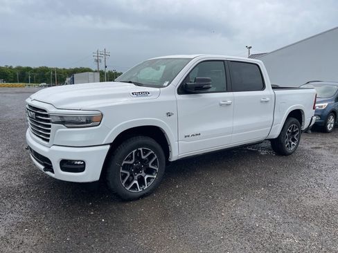 New 2026 RAM 1500 Laramie AWD/4WD image 2