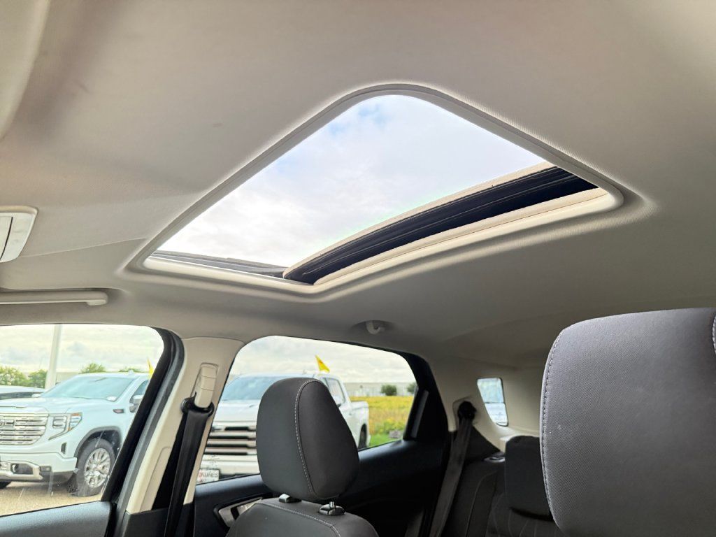 Used 2021 Ford EcoSport SE FWD image 38