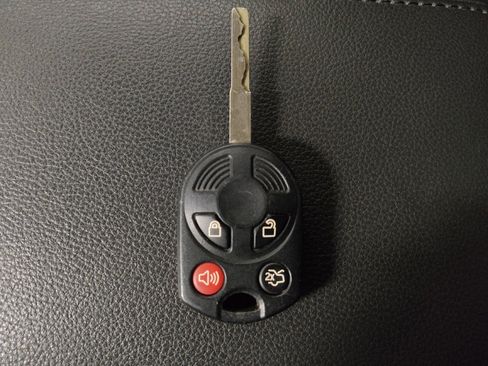 Used 2016 Ford C-MAX SE image 32