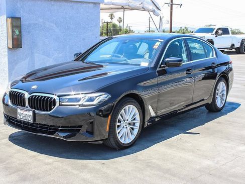 Used 2021 BMW 540i w/ Premium Package RWD image 4