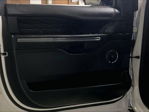 Used 2020 Ford Expedition Max Platinum image 20