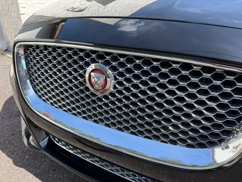 Used 2016 Jaguar XJ L Supercharged RWD image 5