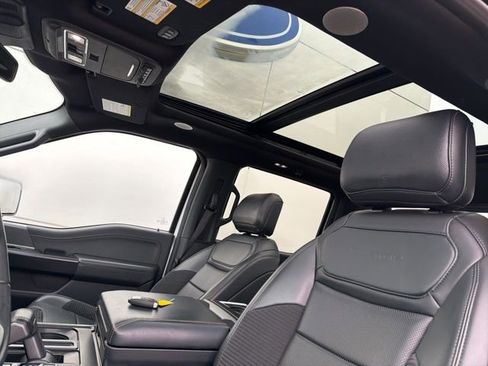 Certified 2022 Ford F150 Raptor w/ Equipment Group 801A High image 8