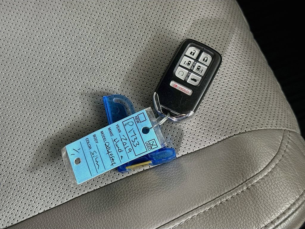 Used 2019 Honda Odyssey Elite image 40