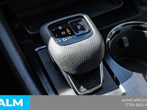 Used 2023 Nissan Rogue SV image 36