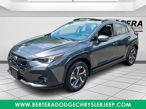 Used 2024 Subaru Crosstrek 2.0i Premium AWD/4WD image 3