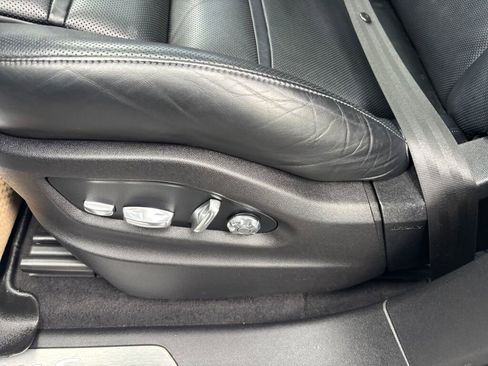 Used 2021 Porsche Cayenne S image 20