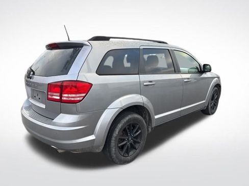 Used 2020 Dodge Journey SE w/ SE Popular Equipment Group image 5