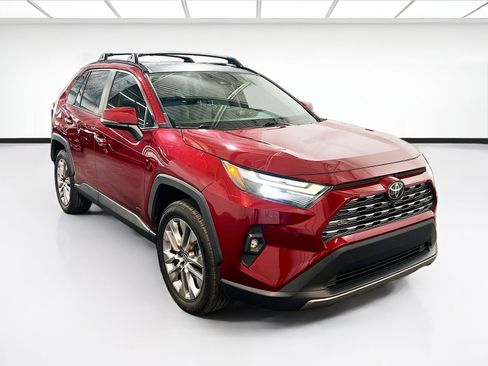 Used 2023 Toyota RAV4 Limited FWD image 3