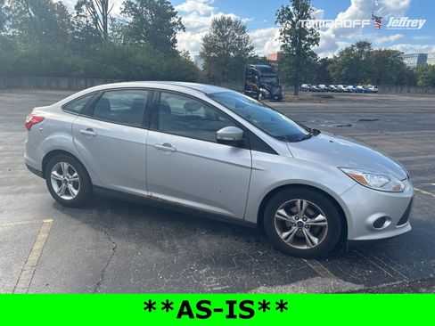 Used 2013 Ford Focus SE image 1