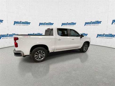 Used 2023 Chevrolet Silverado 1500 LT image 11