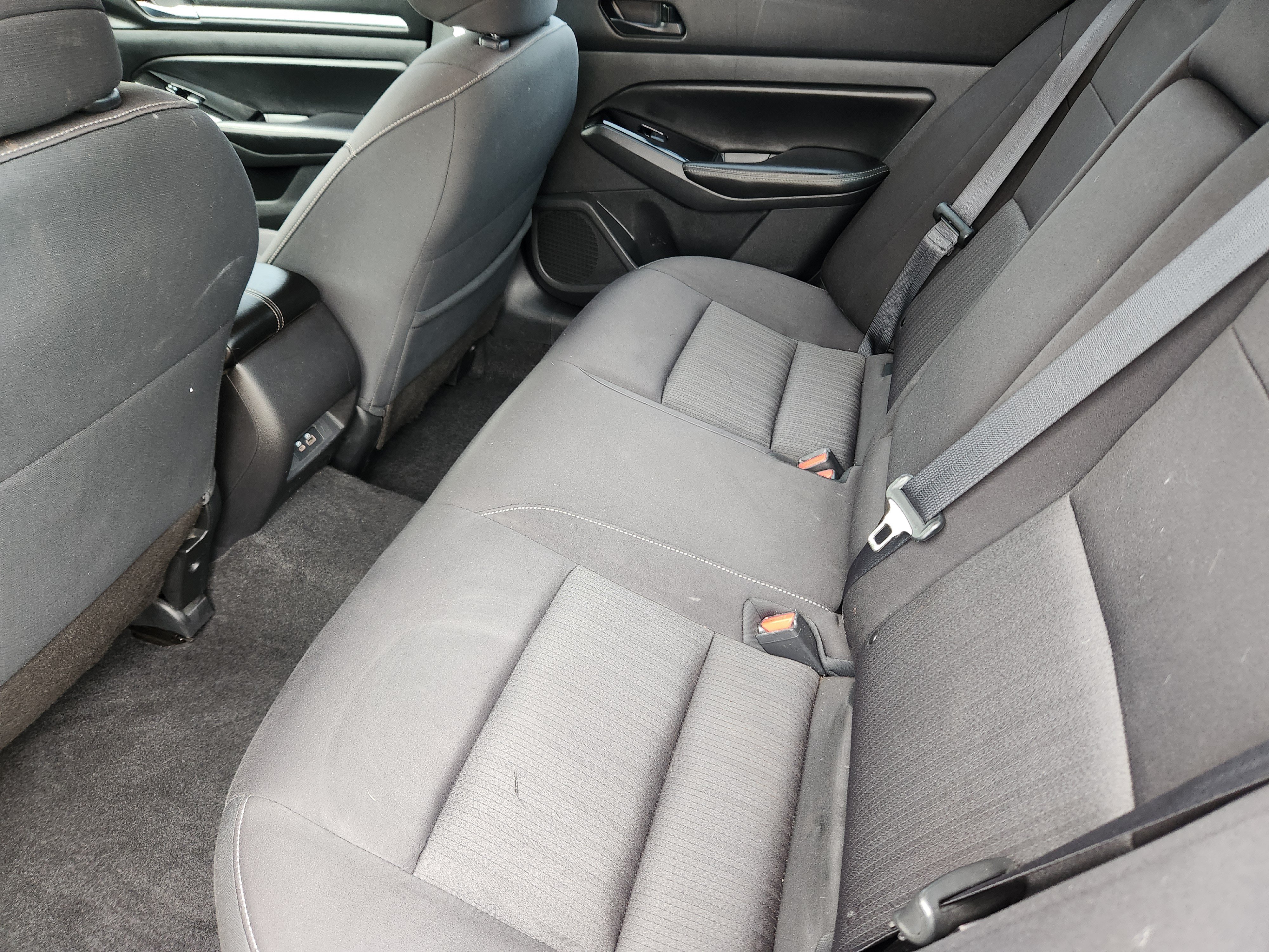 Used 2023 Nissan Altima 2.5 SV FWD image 19