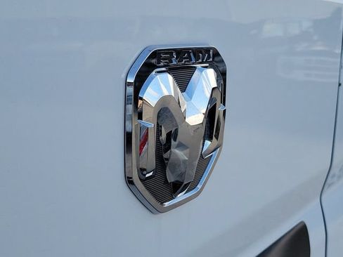 Used 2025 RAM ProMaster 2500 w/ Convenience Group FWD image 6