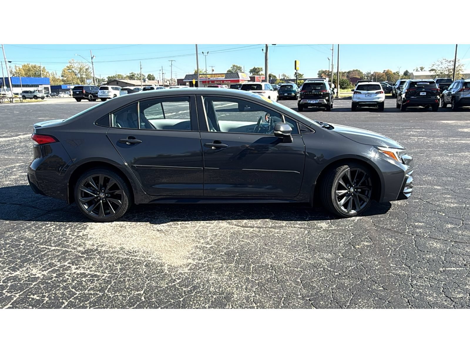 Certified 2023 Toyota Corolla SE FWD image 9