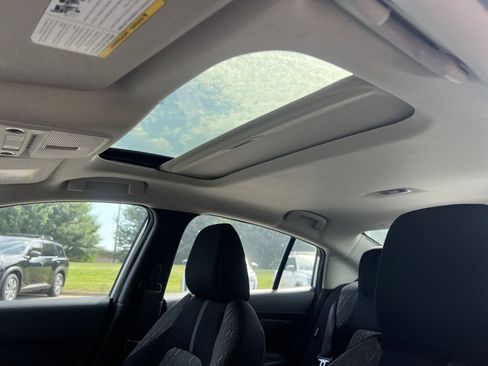 New 2026 Nissan Sentra SV w/ SV Convenience Package FWD image 12