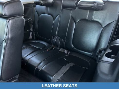 Certified 2024 Honda Pilot Touring image 18