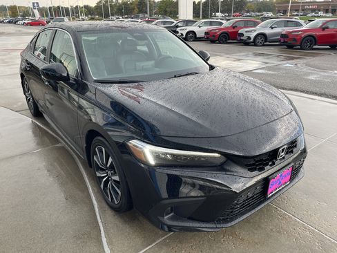 Used 2023 Honda Civic EX-L image 4