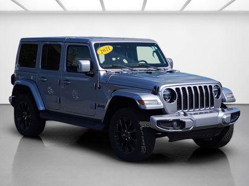 Used 2021 Jeep Wrangler Unlimited Sahara AWD/4WD image 7