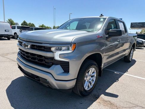 Used 2024 Chevrolet Silverado 1500 RST AWD/4WD image 4