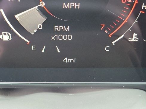 New 2026 GMC Yukon Elevation image 25